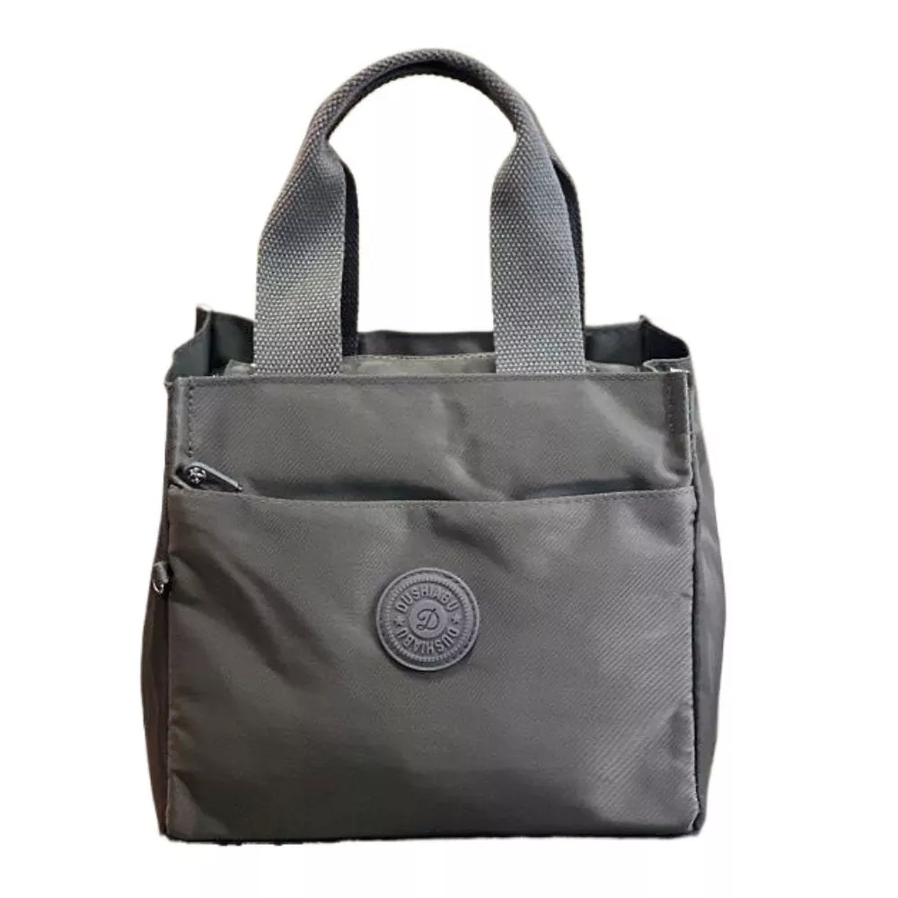 Ensfarvet afslappet nylon skuldertaske